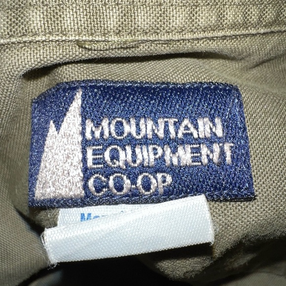 MEC Mountain Equipment Coop Heavy Duty Button Down - Picture 6 of 9